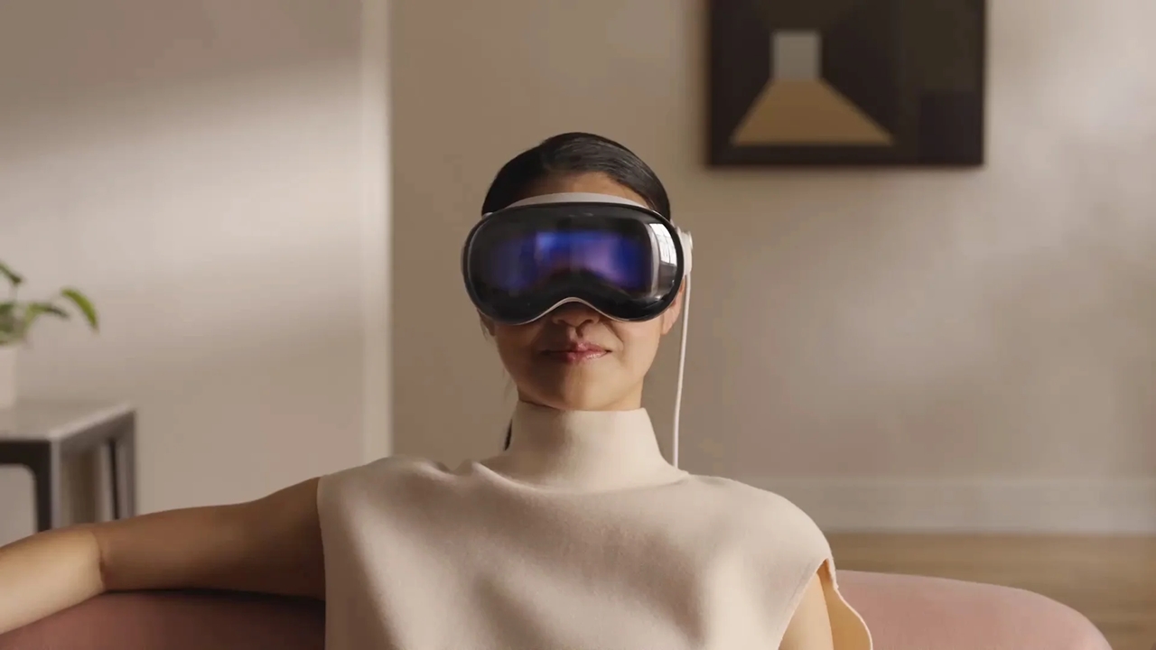 Apple Vision Pro Kullanıcılarına Düşünceleri ve Deneyimleri Soruldu: Hayatımdaki En Büyük Pişmanlığım...