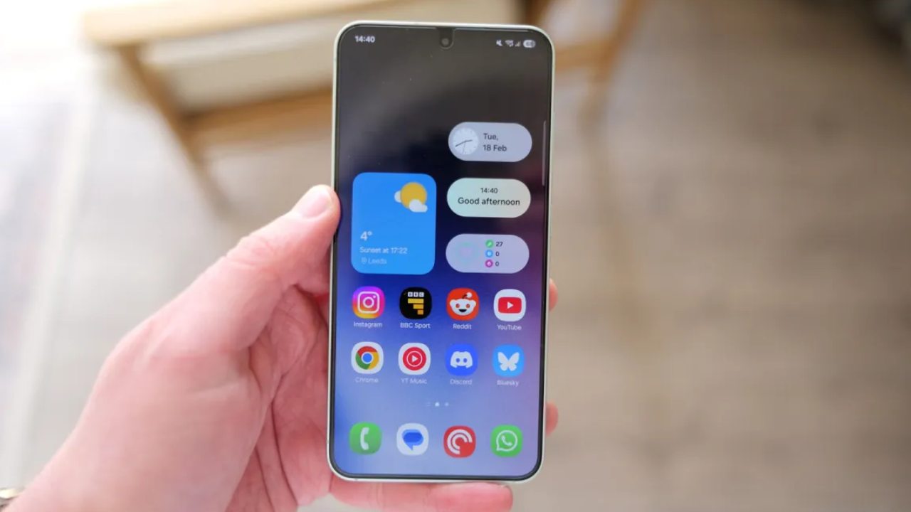 Samsungun Yeni Modeli Galaxy S26 Pro ile İlgili Detaylar Ortaya Çıktı: Küçük Ekran Geleneğini Sürdürecek Gibi!