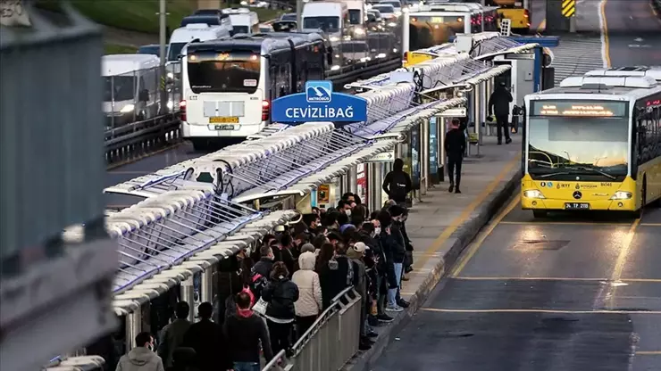 SON DAKİKA | İstanbulda toplu taşımaya yüzde 30 zam