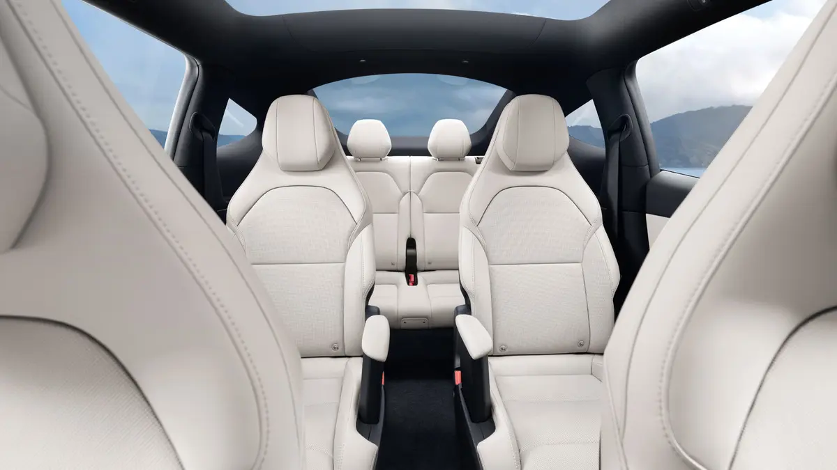 Tesla, 6 Koltuklu Model Y Premiumu Tanıttı: Geniş Ailelerin Favorisi Olacak!