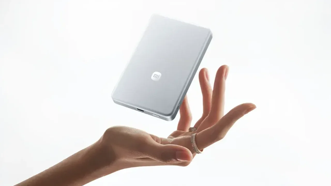 Xiaomi’den Ultra İnce 10000mAh Manyetik Power Bank