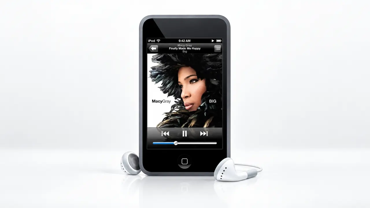 Efsanevi Cihaz iPod Touch 19 Yıl Önce Bugün Tanıtıldı
