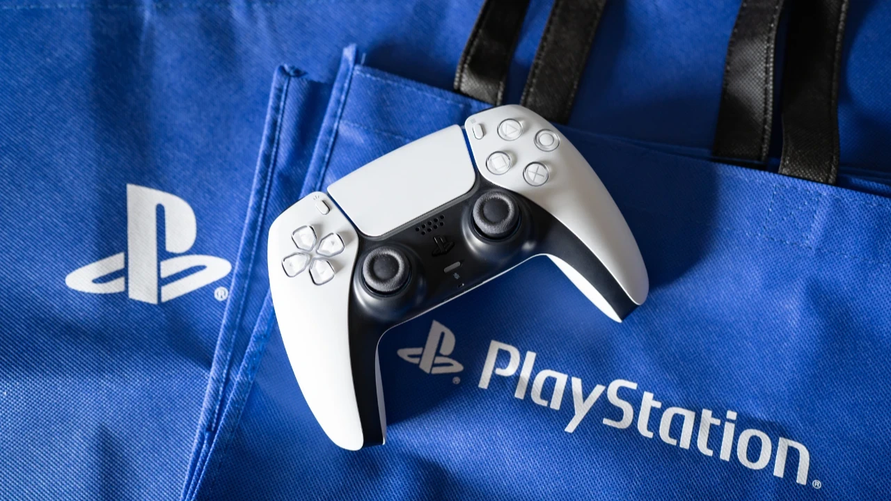 PlayStation Store'da gizemli sistem ortaya çıktı: Oyun alanlara 10 dolar veriliyor