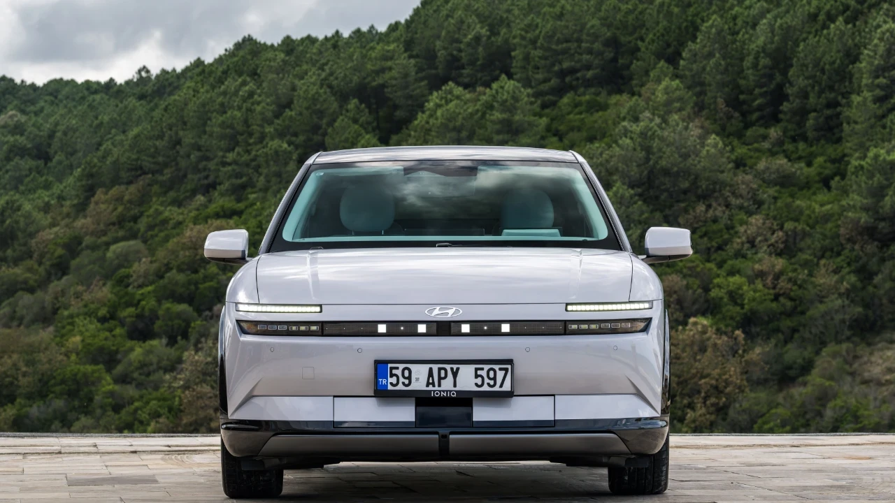 Türkiye'de üretilen elektrikli Hyundai'nin fiyatı belli oldu: İşte IONIQ 3'ün fiyatı